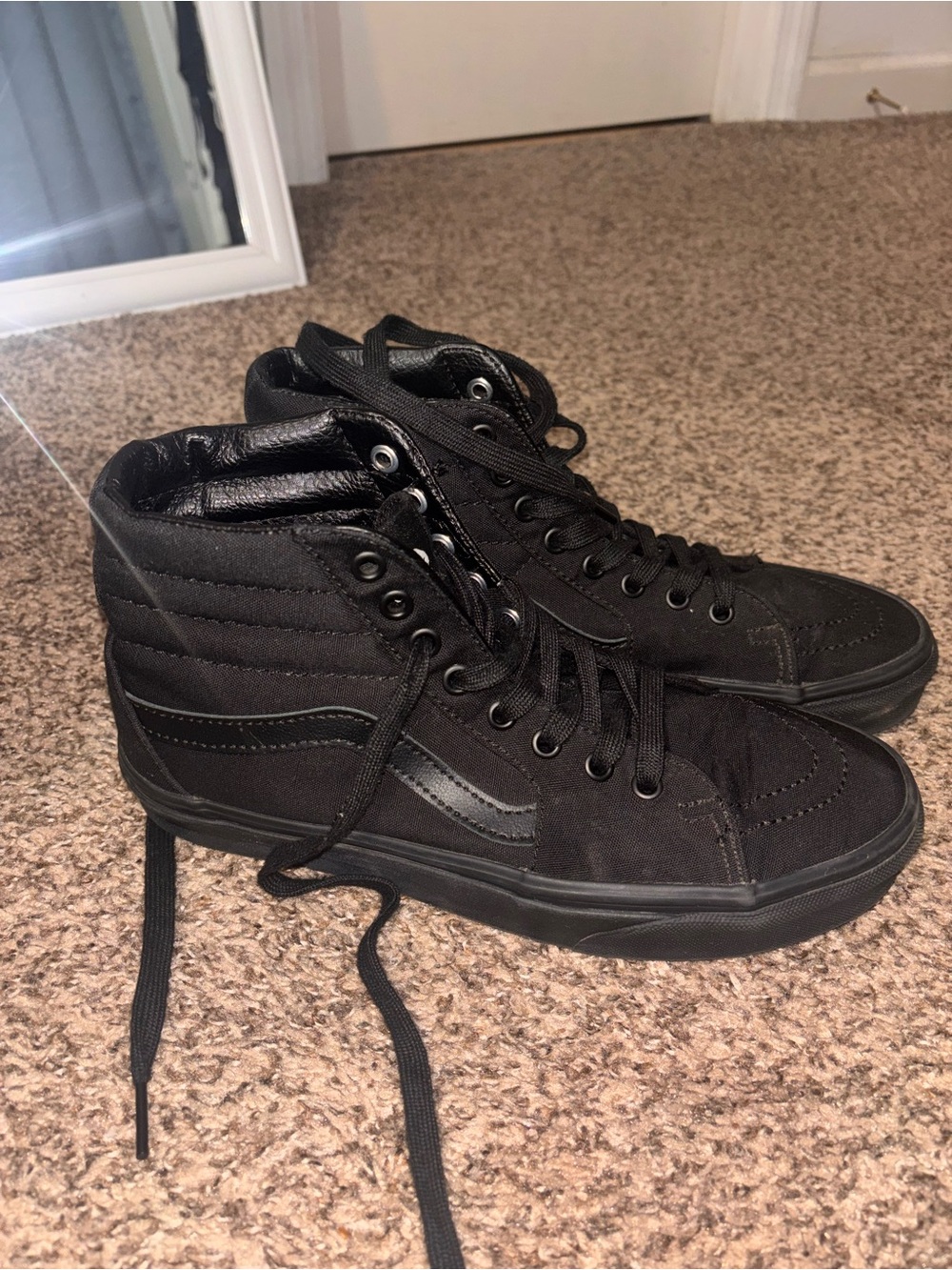 Vans Men's All-Black Sk8-Hi High-Top Sneakers